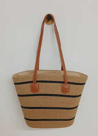 BOLSO PLAYERO RAFIA MANIJA CUERINA