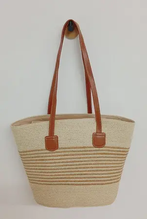 BOLSO PLAYERO RAFIA MANIJA CUERINA