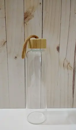 BOTELLA VIDRIO Y SILICONA 550ml. T/BAMBOO