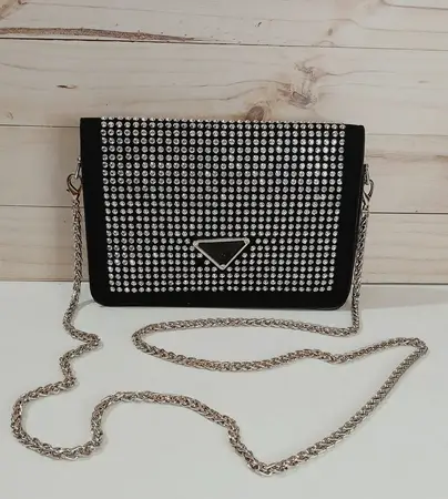 CARTERA DAMA LINEA ROCK