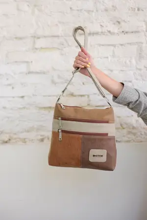 CARTERA MORRAL C/DOBLE BOLSILLO