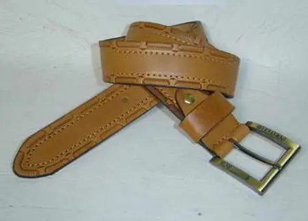 CINTO CUERO VAQUETA GRABADO