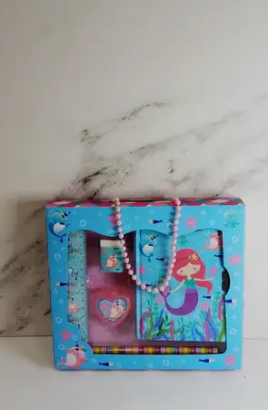 DIARIO INTIMO CON ACCESORIOS