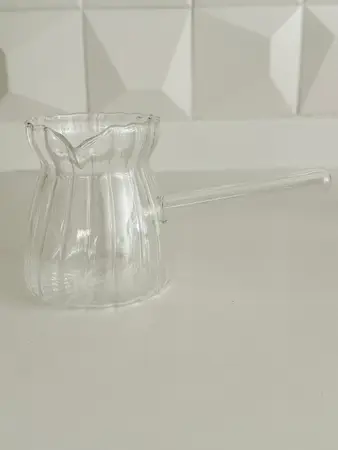 LECHERITA VIDRIO C/MANGO 500ML