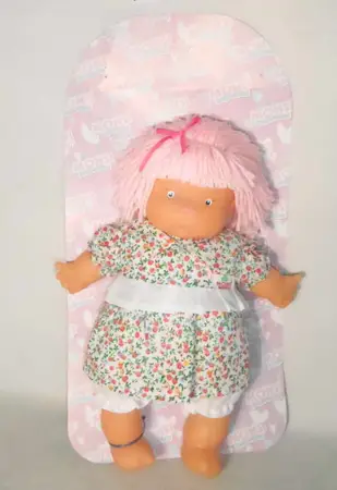 MUÑECA PEQUITAS MED.