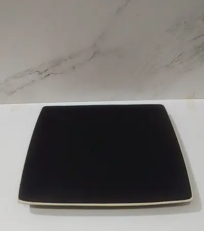 PLATO CERAM. CUADRADO L/ARENA BLACK X6 C/UNO