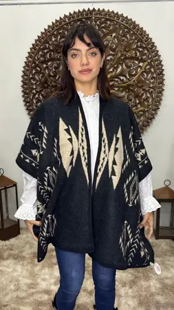 PONCHO RUANA INCAICO