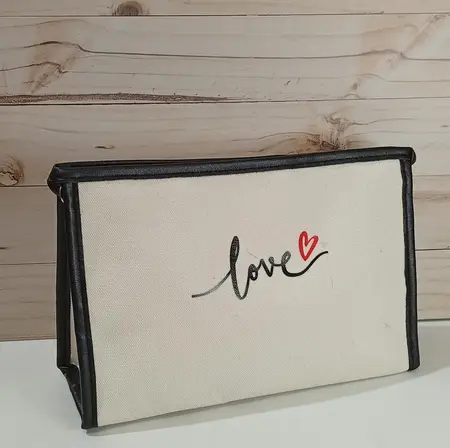 PORTACOSMETICO LONA LOVE