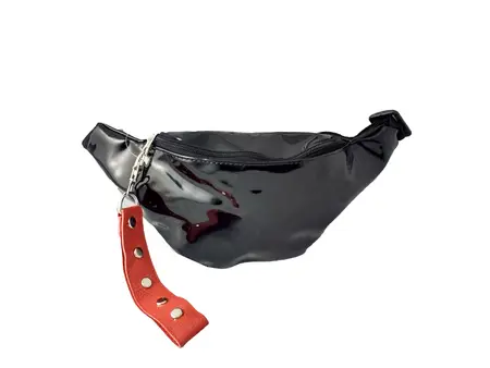 RIÑONERA LUANA C/LLAVERO TACHAS