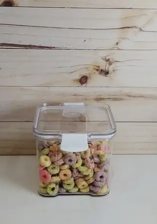 TARRO ACRILICO C/TAPA HERMETICA 700ml. WHITE